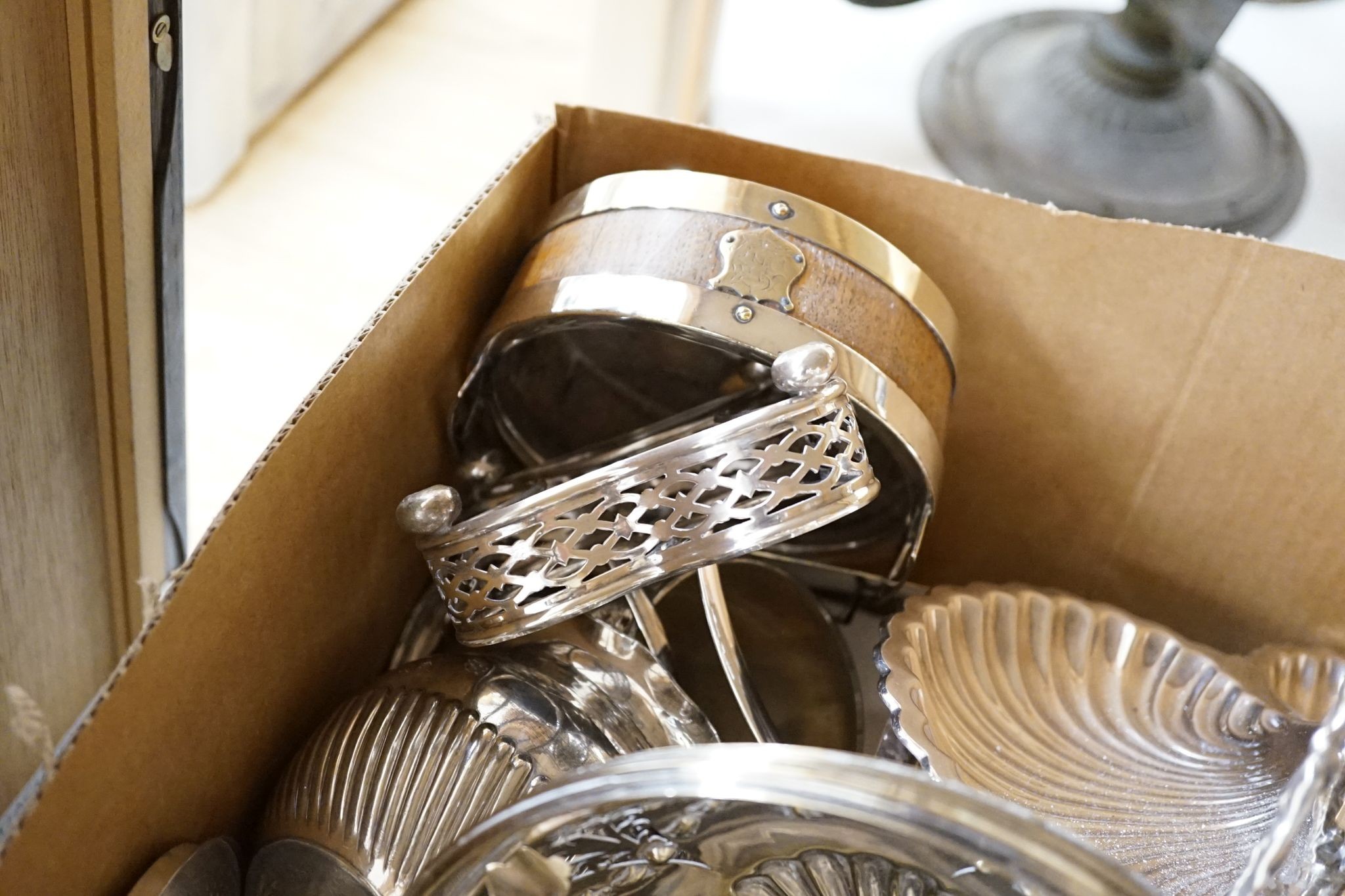 A quantity of plated wares including a breakfast dish, serving dishes etc